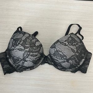 Vs biofit Demi uplift black lace size 34c  pristine condition